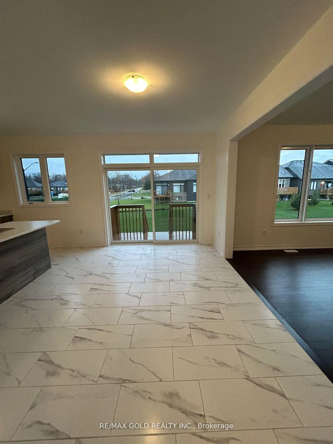 Photo 6 of 150 Mapleside Drive, Wasaga Beach — HOMEH