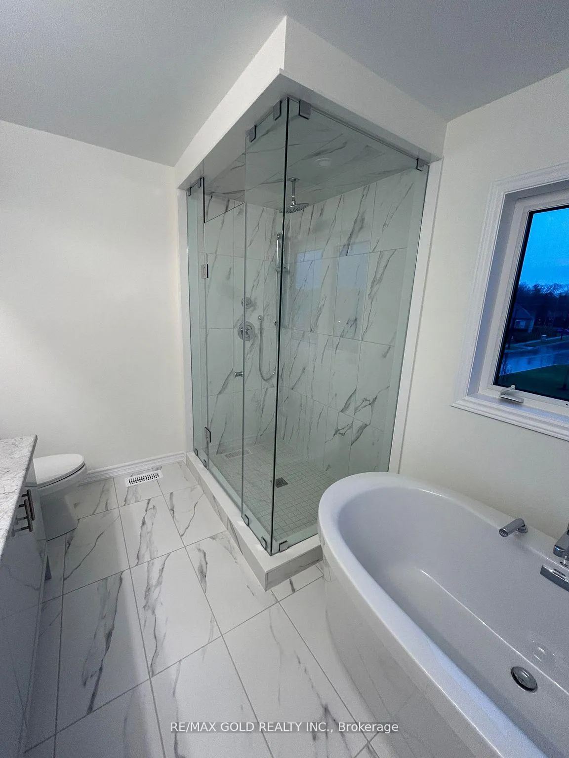 Photo 15 of 150 Mapleside Drive, Wasaga Beach — HOMEH
