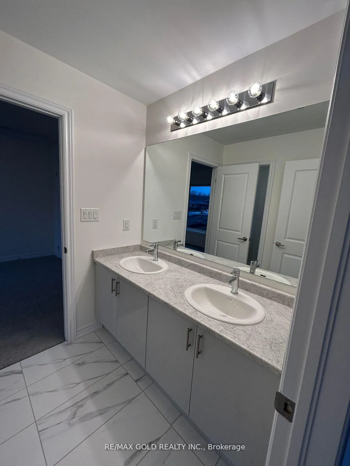 Photo 18 of 150 Mapleside Drive, Wasaga Beach — HOMEH