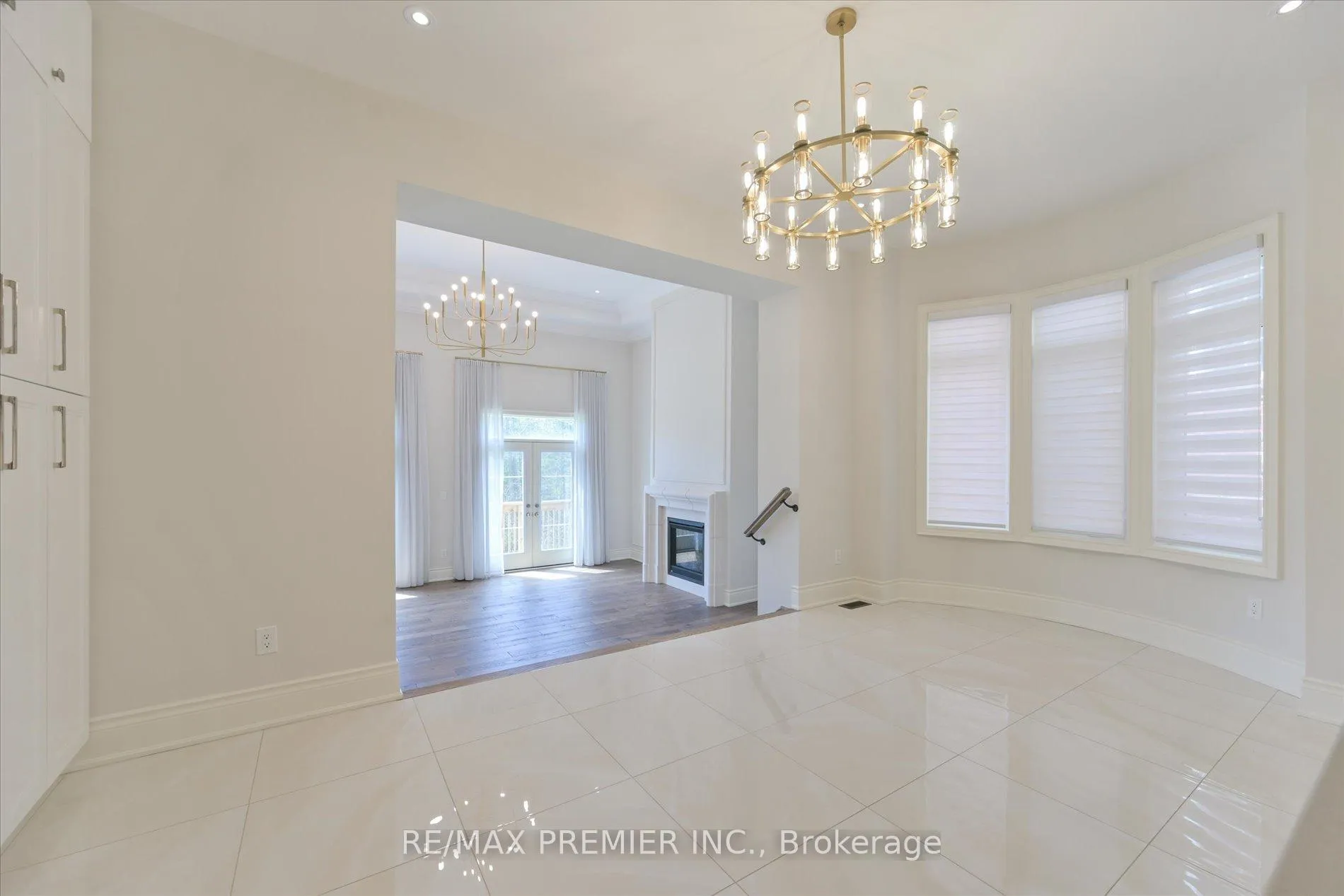 Photo 12 of 228 Farrell Road, Vaughan, Patterson — HOMEH