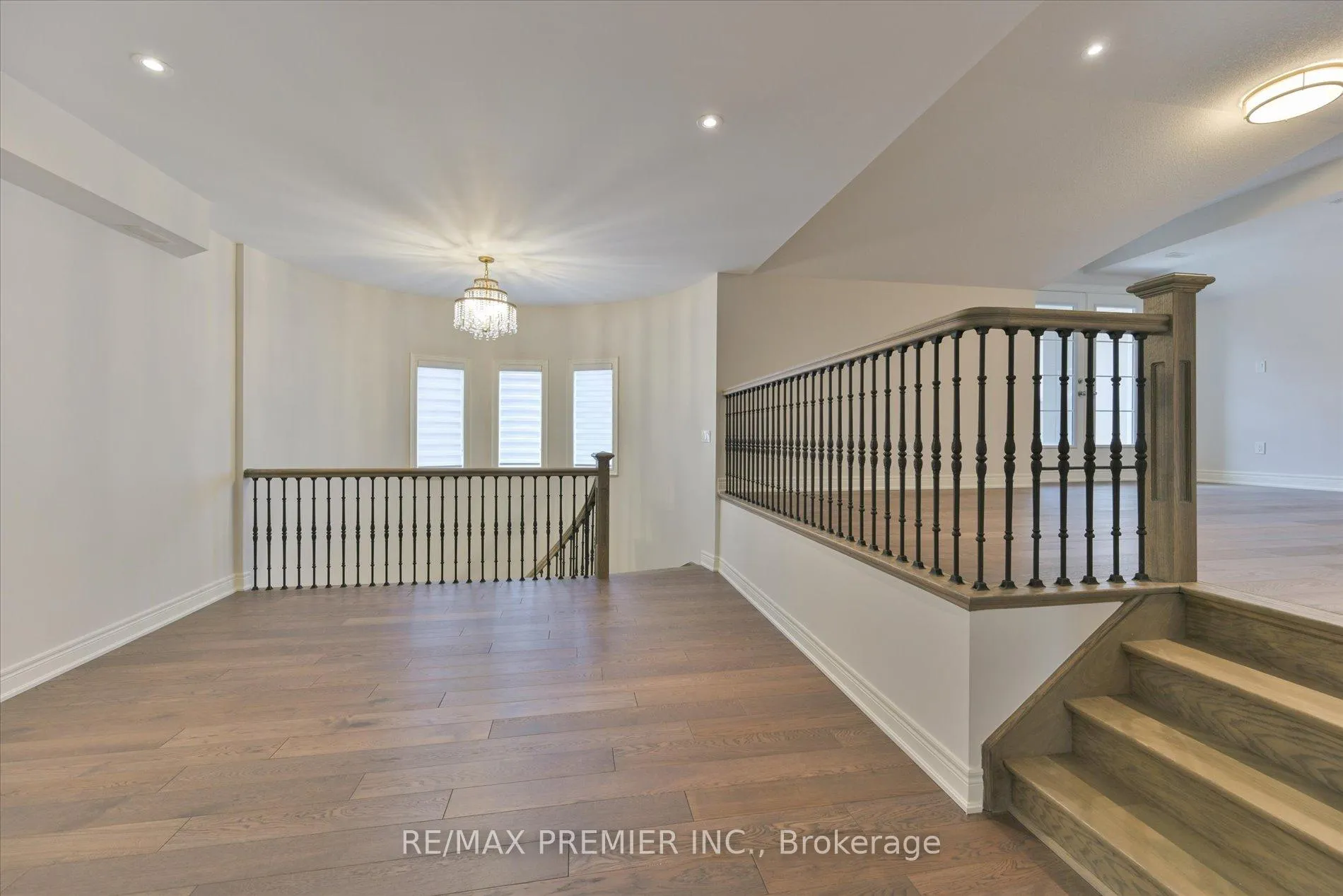 Photo 33 of 228 Farrell Road, Vaughan, Patterson — HOMEH