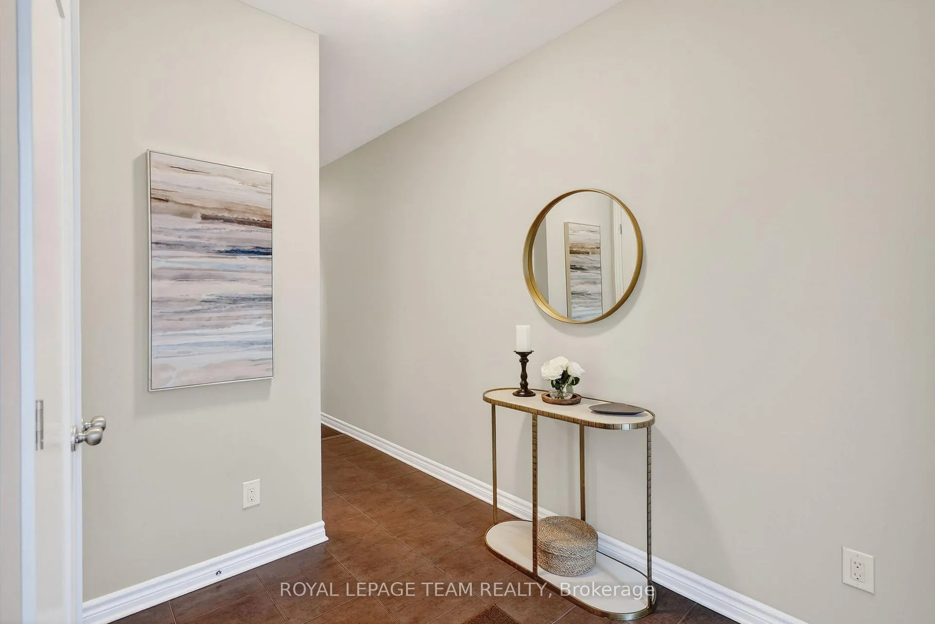 Photo 4 of 216 Helen Rapp Way, Ottawa, Blossom Park/Kemp Park/Findlay Creek — HOMEH
