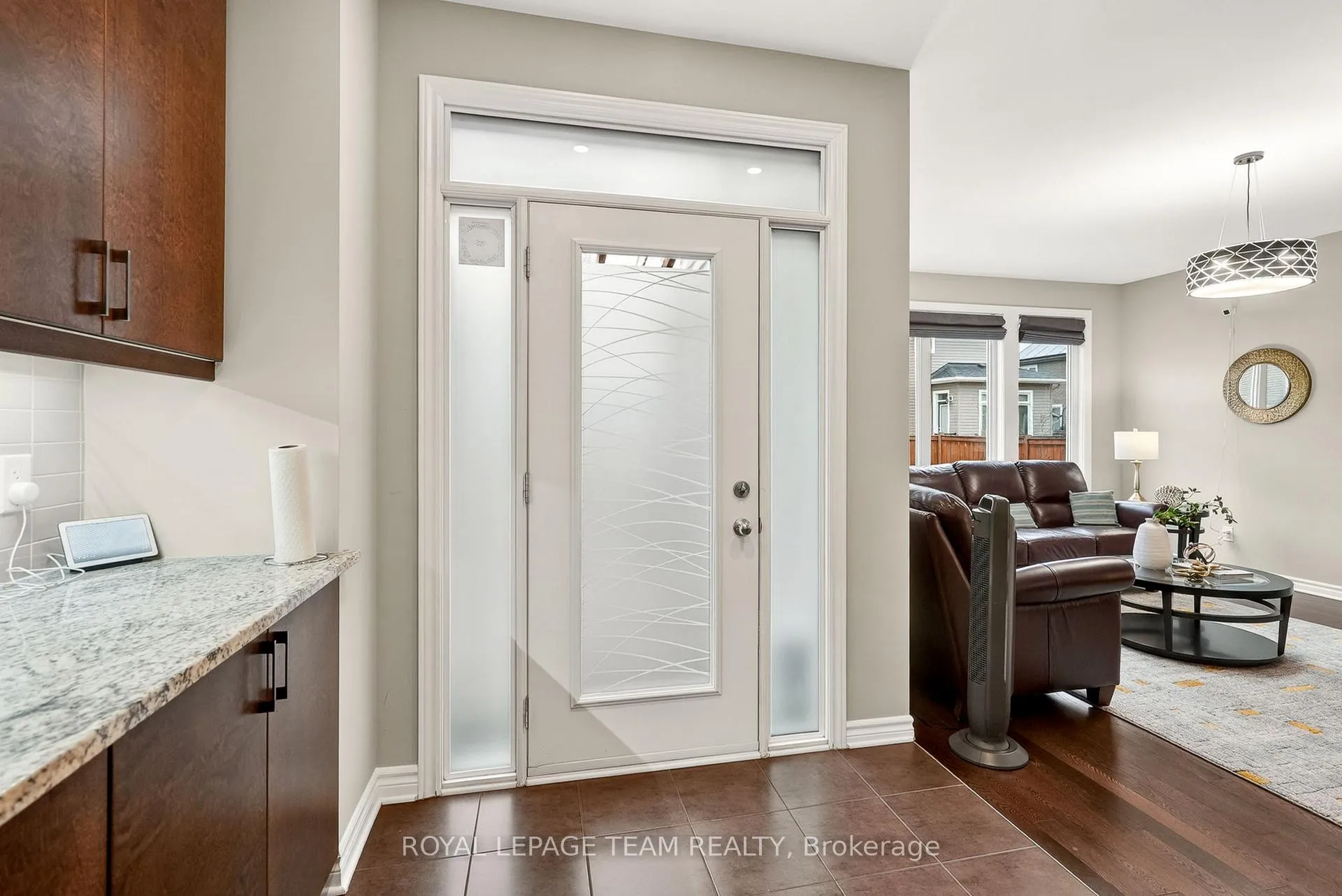 Photo 16 of 216 Helen Rapp Way, Ottawa, Blossom Park/Kemp Park/Findlay Creek — HOMEH
