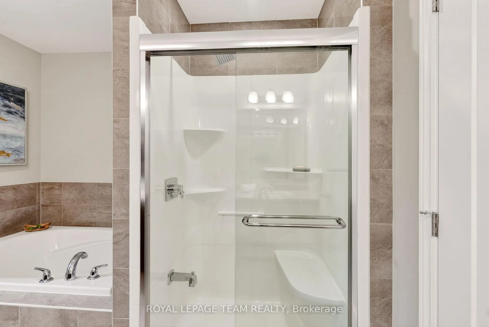 Photo 27 of 216 Helen Rapp Way, Ottawa, Blossom Park/Kemp Park/Findlay Creek — HOMEH