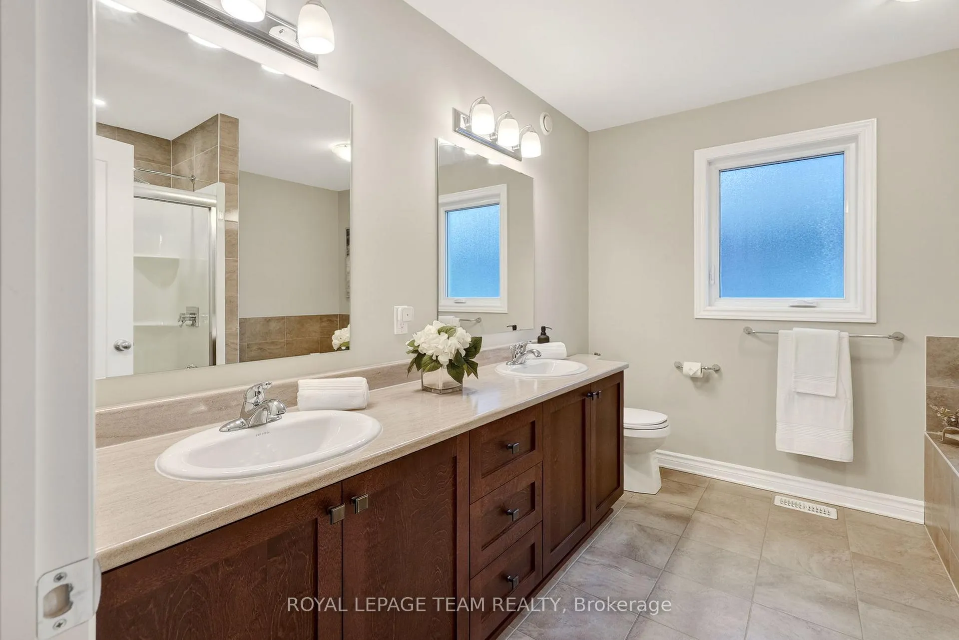 Photo 28 of 216 Helen Rapp Way, Ottawa, Blossom Park/Kemp Park/Findlay Creek — HOMEH
