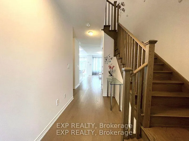 Photo 4 of 23 Milady Crescent, Barrie, Rural Barrie Southeast — HOMEH