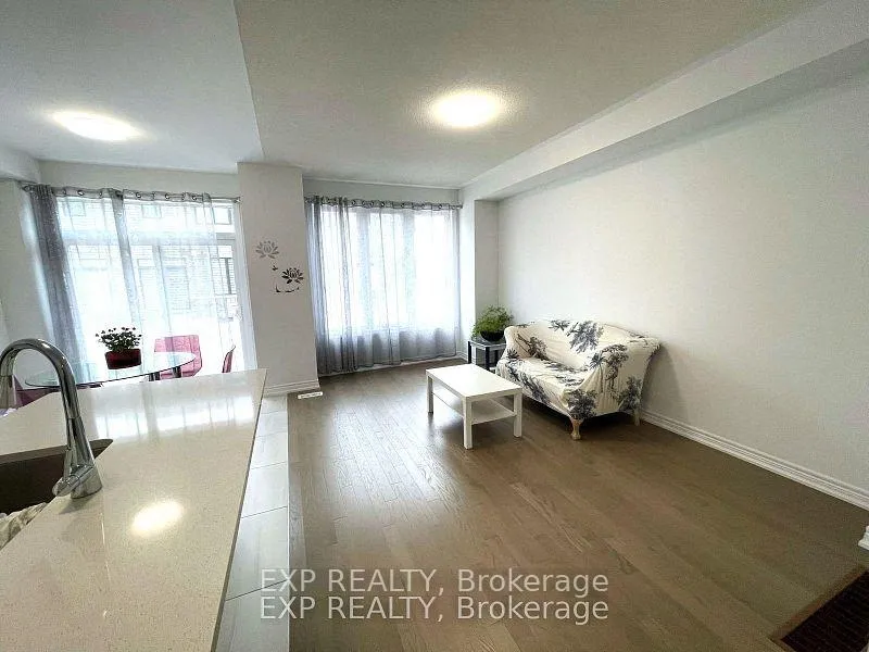 Photo 5 of 23 Milady Crescent, Barrie, Rural Barrie Southeast — HOMEH