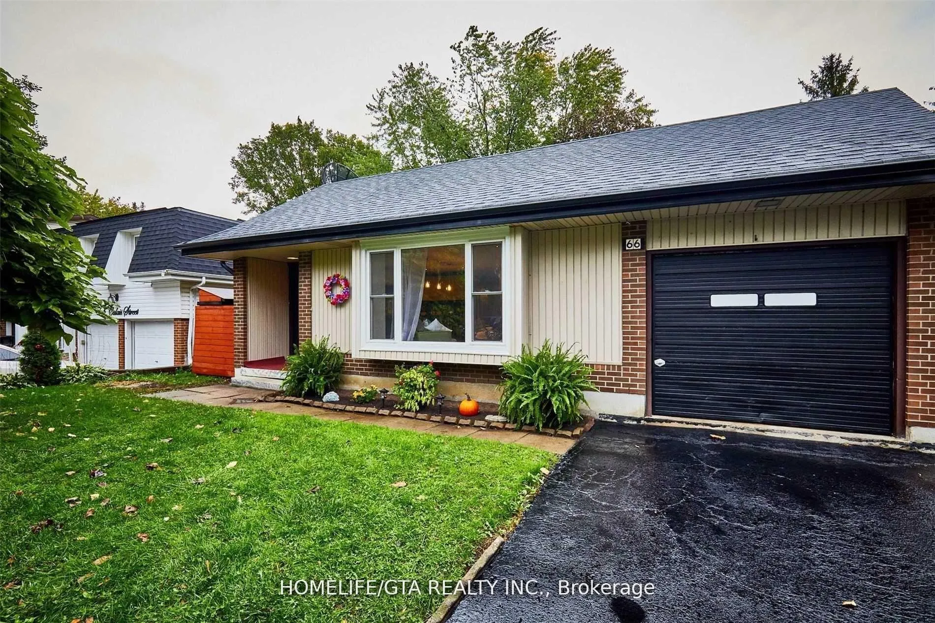 Photo 2 of Unit Main, 66 Calais Street, Whitby, Lynde Creek — HOMEH