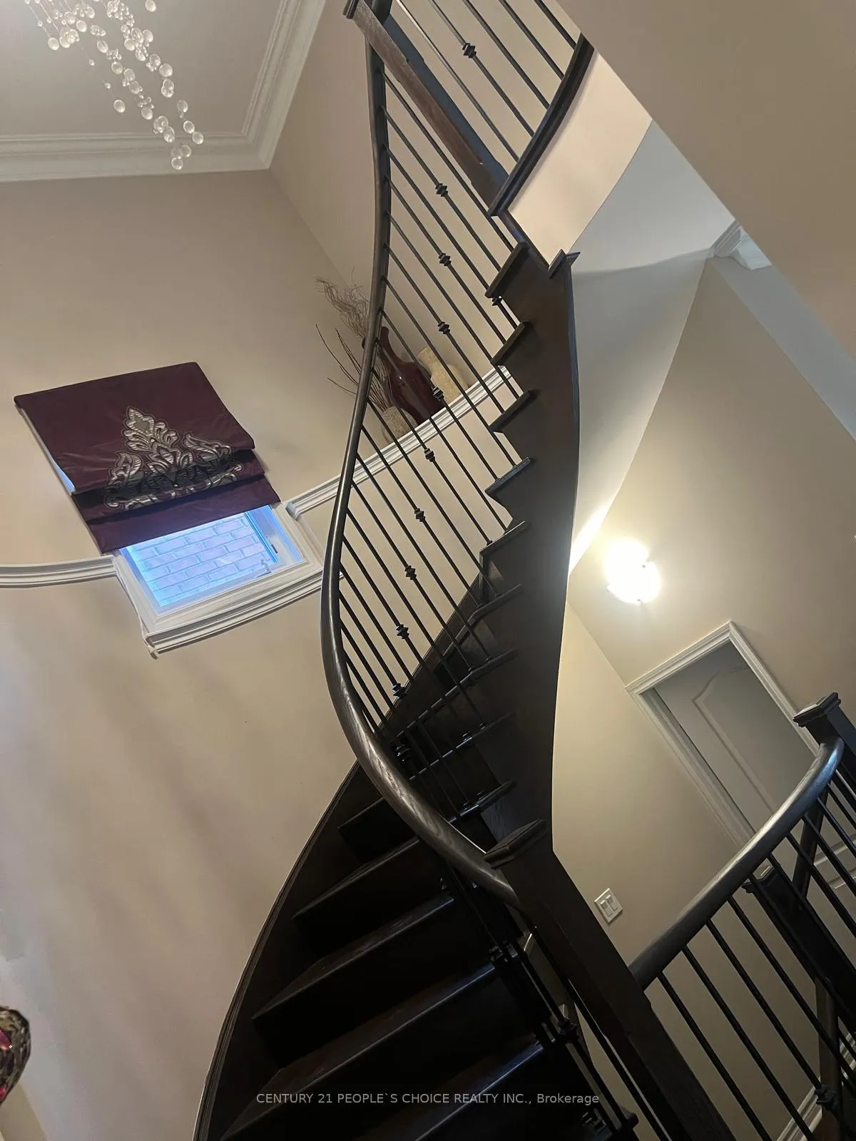 Photo 16 of Unit Upper, 114 Garyscholl Road, Vaughan, Vellore Village — HOMEH