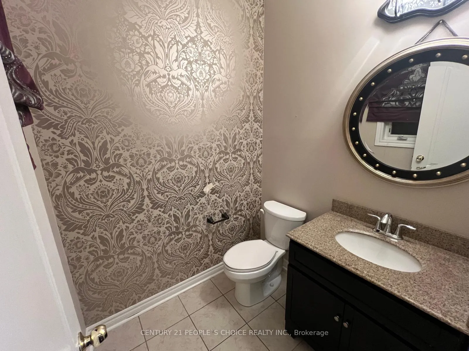 Photo 18 of Unit Upper, 114 Garyscholl Road, Vaughan, Vellore Village — HOMEH