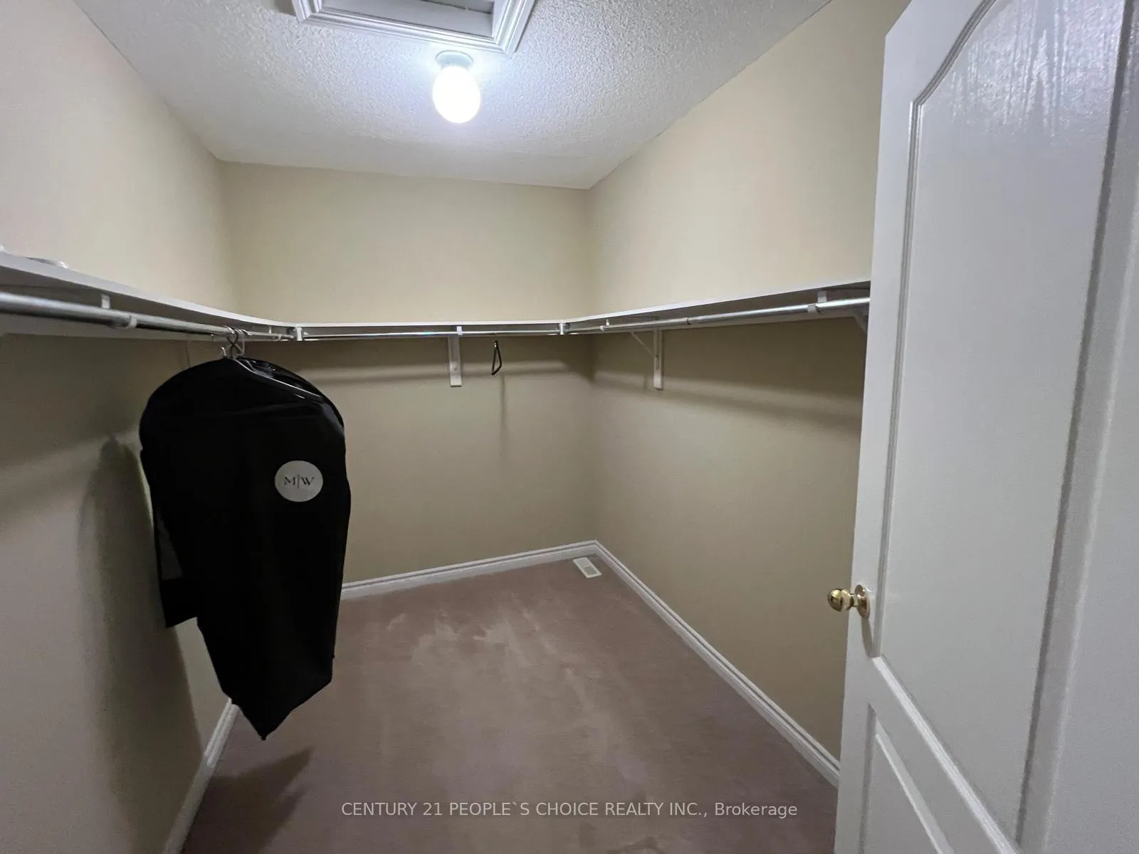 Photo 21 of Unit Upper, 114 Garyscholl Road, Vaughan, Vellore Village — HOMEH