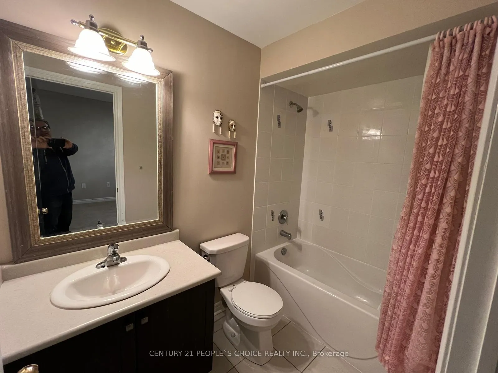 Photo 29 of Unit Upper, 114 Garyscholl Road, Vaughan, Vellore Village — HOMEH