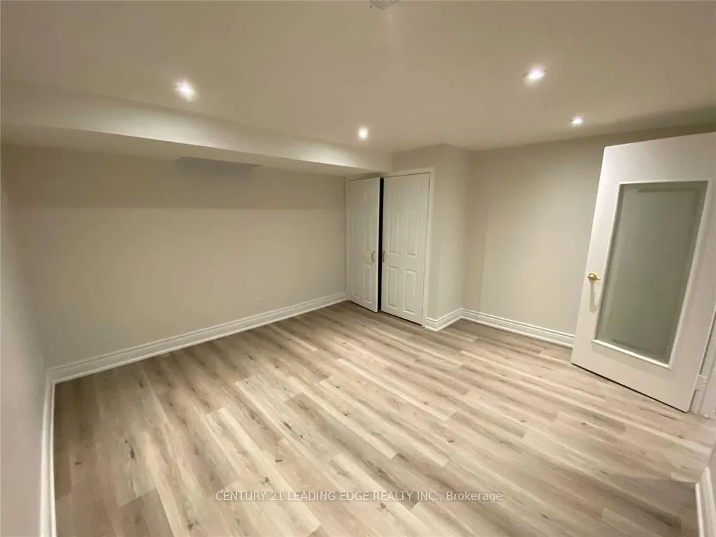 Photo 31 of 29 Adastra Crescent, Markham, Victoria Manor-Jennings Gate — HOMEH