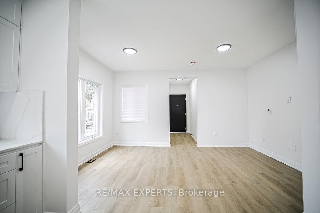 Photo 12 of 426 Veterans Drive, Barrie, Holly — HOMEH