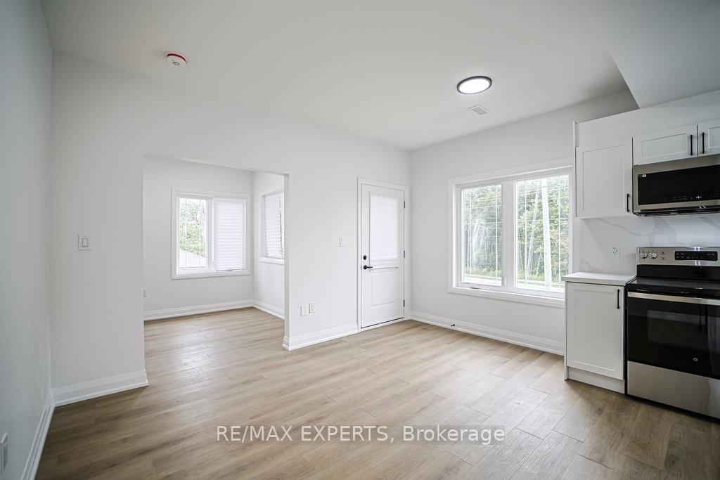 Photo 18 of 426 Veterans Drive, Barrie, Holly — HOMEH