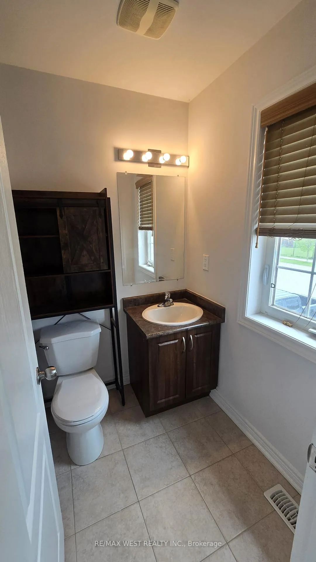 Photo 13 of 155 Greenwood Drive, Essa, Angus — HOMEH