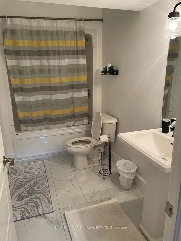 Photo 13 of 402 Caserta Crescent, Lakeshore — HOMEH