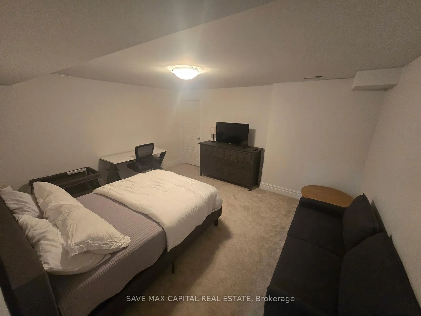 Photo 14 of 402 Caserta Crescent, Lakeshore — HOMEH
