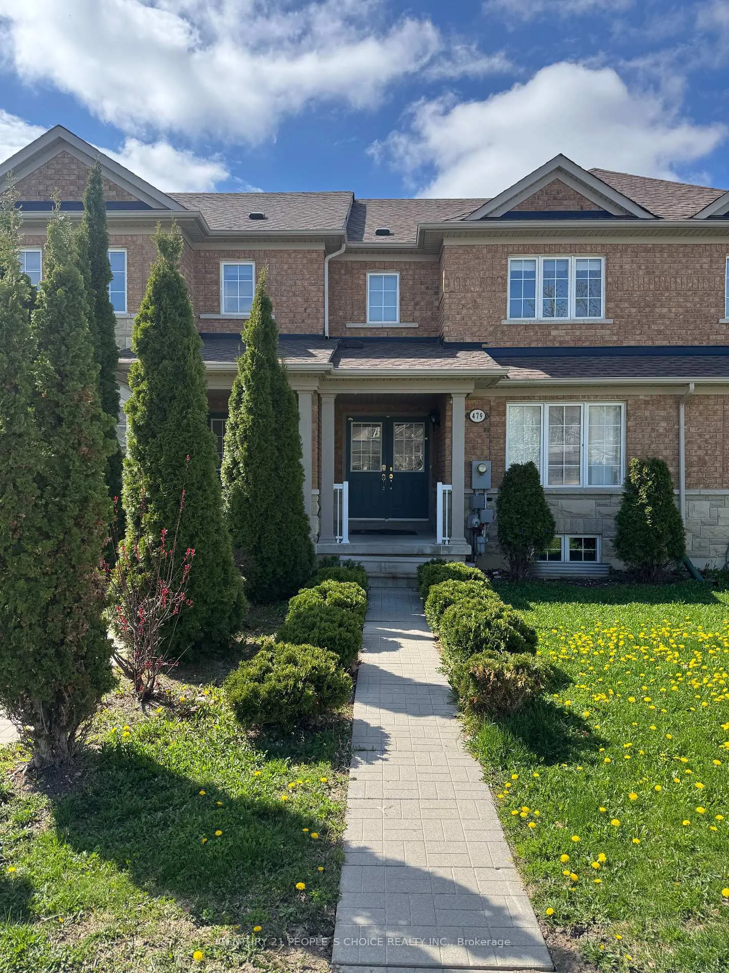 Front of 479 Davos Road