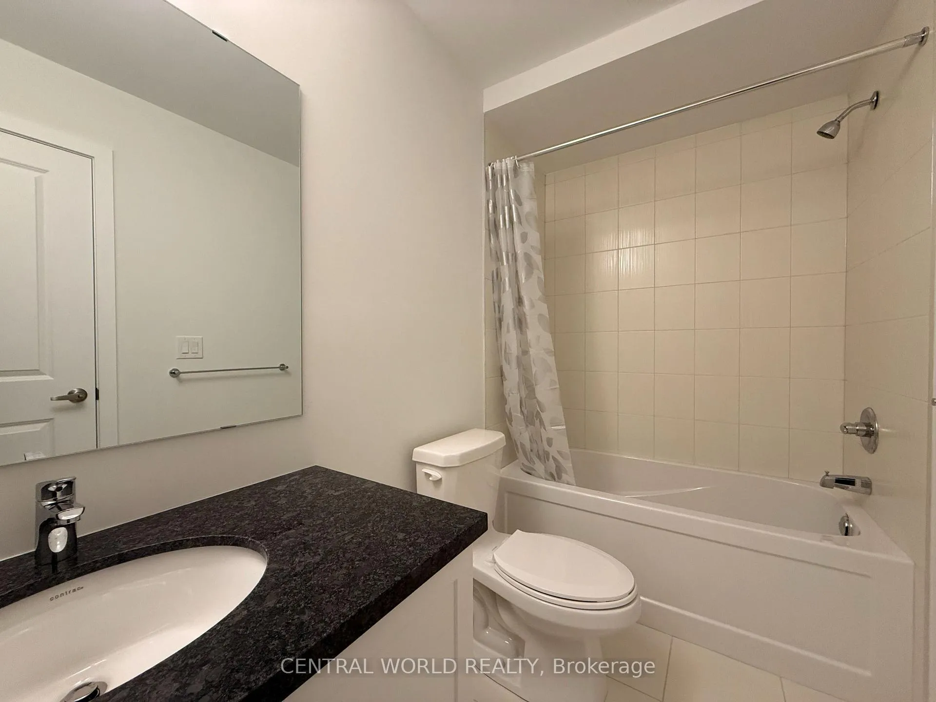 Photo 11 of 152 Anna Russell Way, Markham, Unionville — HOMEH