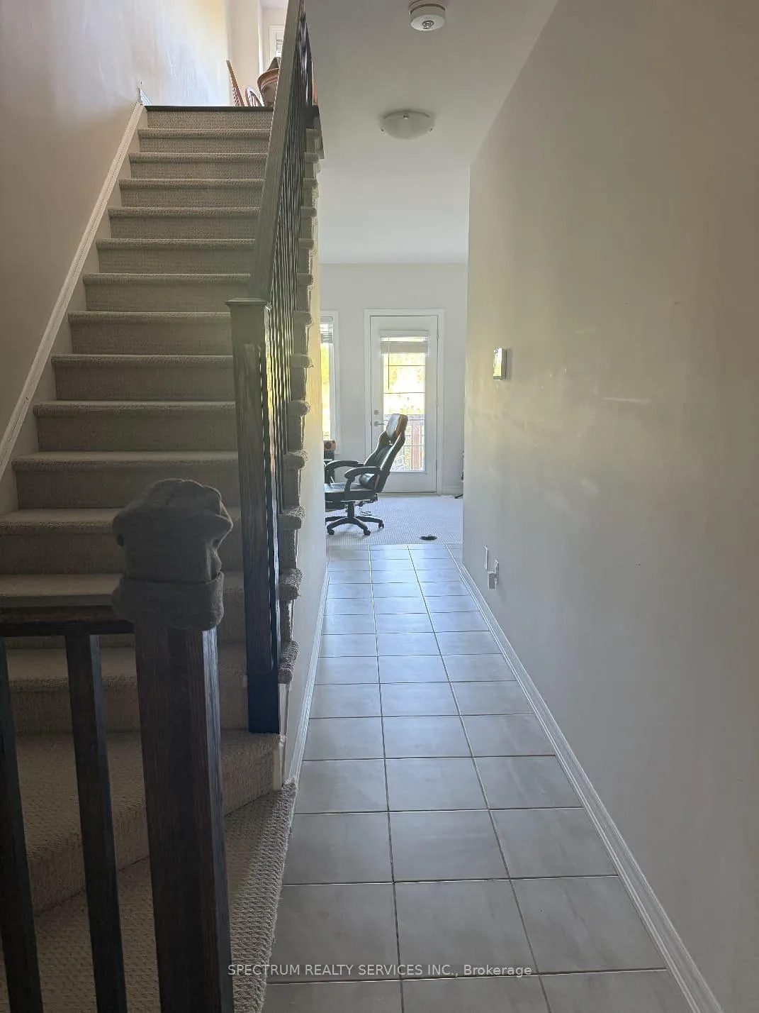Photo 11 of 68 Borers Creek Circle, Hamilton, Waterdown — HOMEH