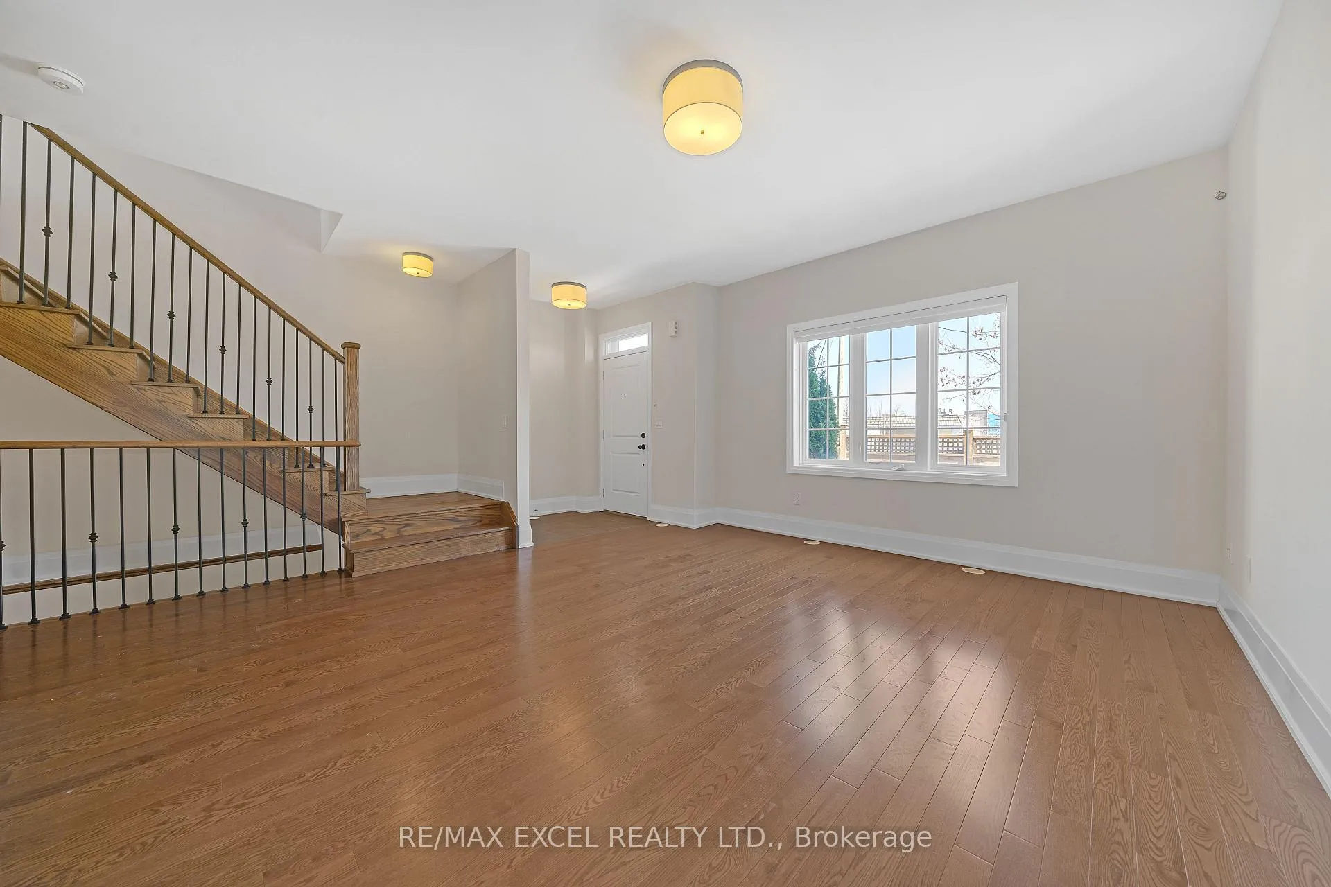 Photo 11 of 19 Sir Frederick Banting Way, Markham, Unionville — HOMEH