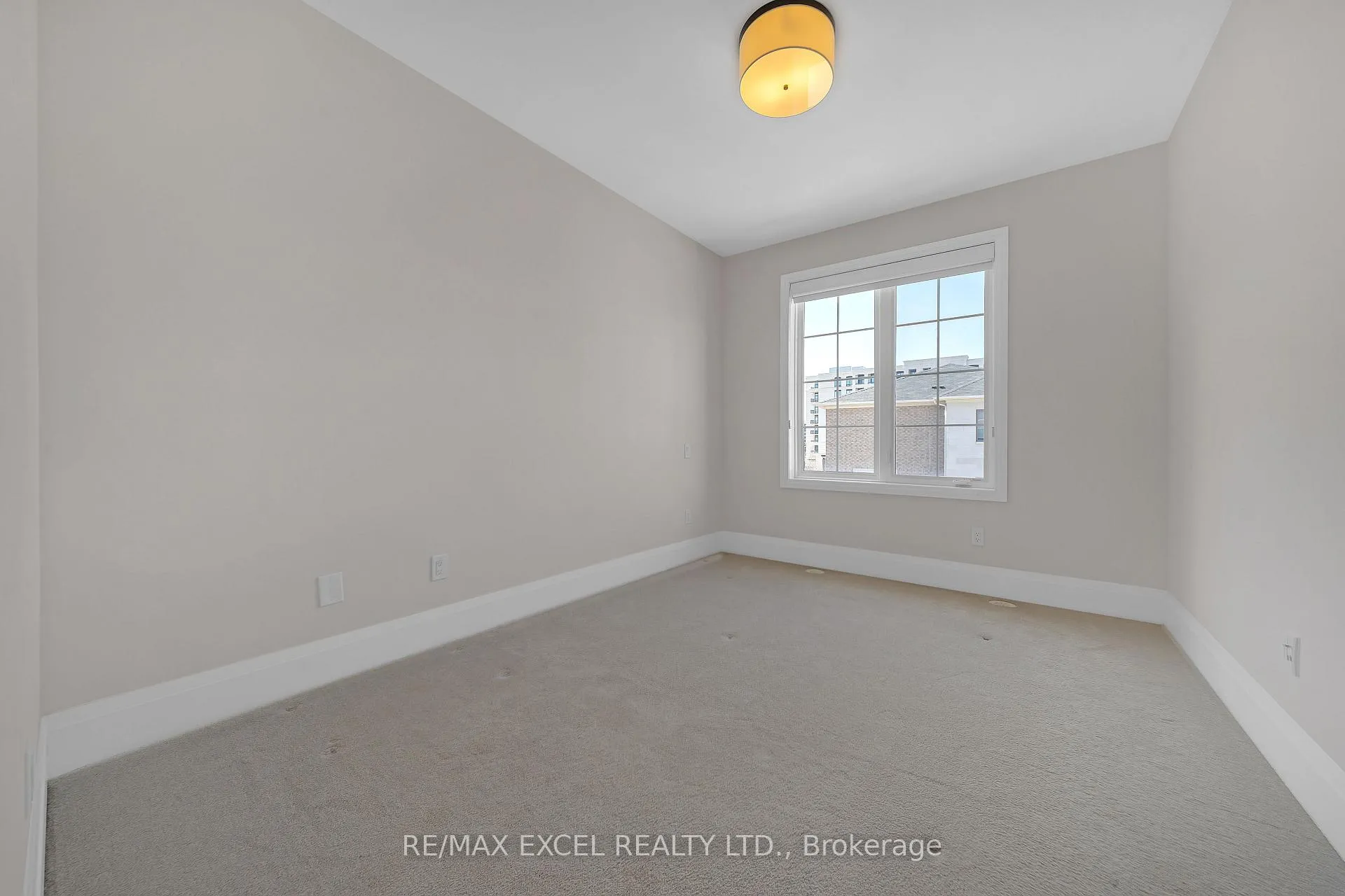 Photo 26 of 19 Sir Frederick Banting Way, Markham, Unionville — HOMEH