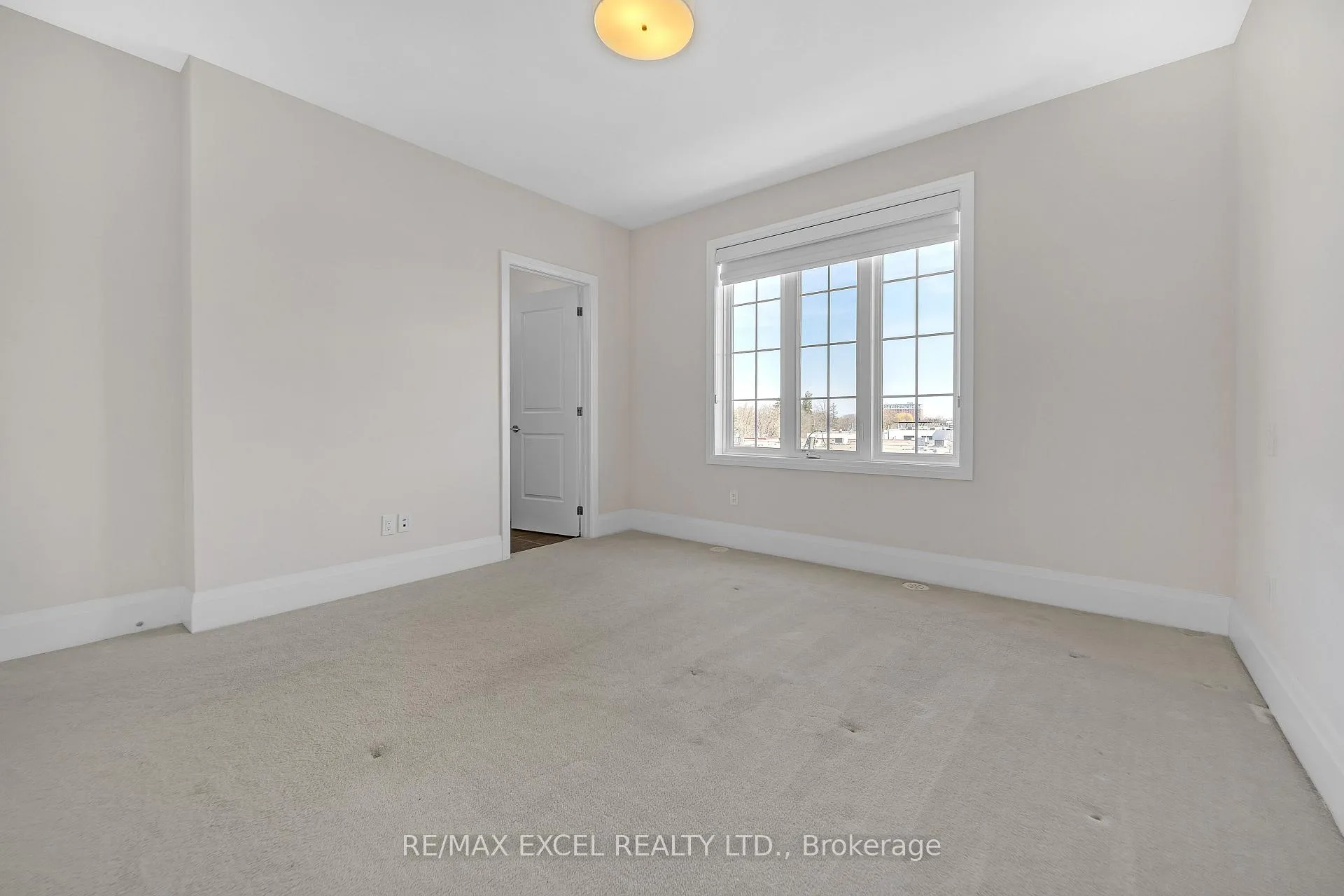 Photo 29 of 19 Sir Frederick Banting Way, Markham, Unionville — HOMEH