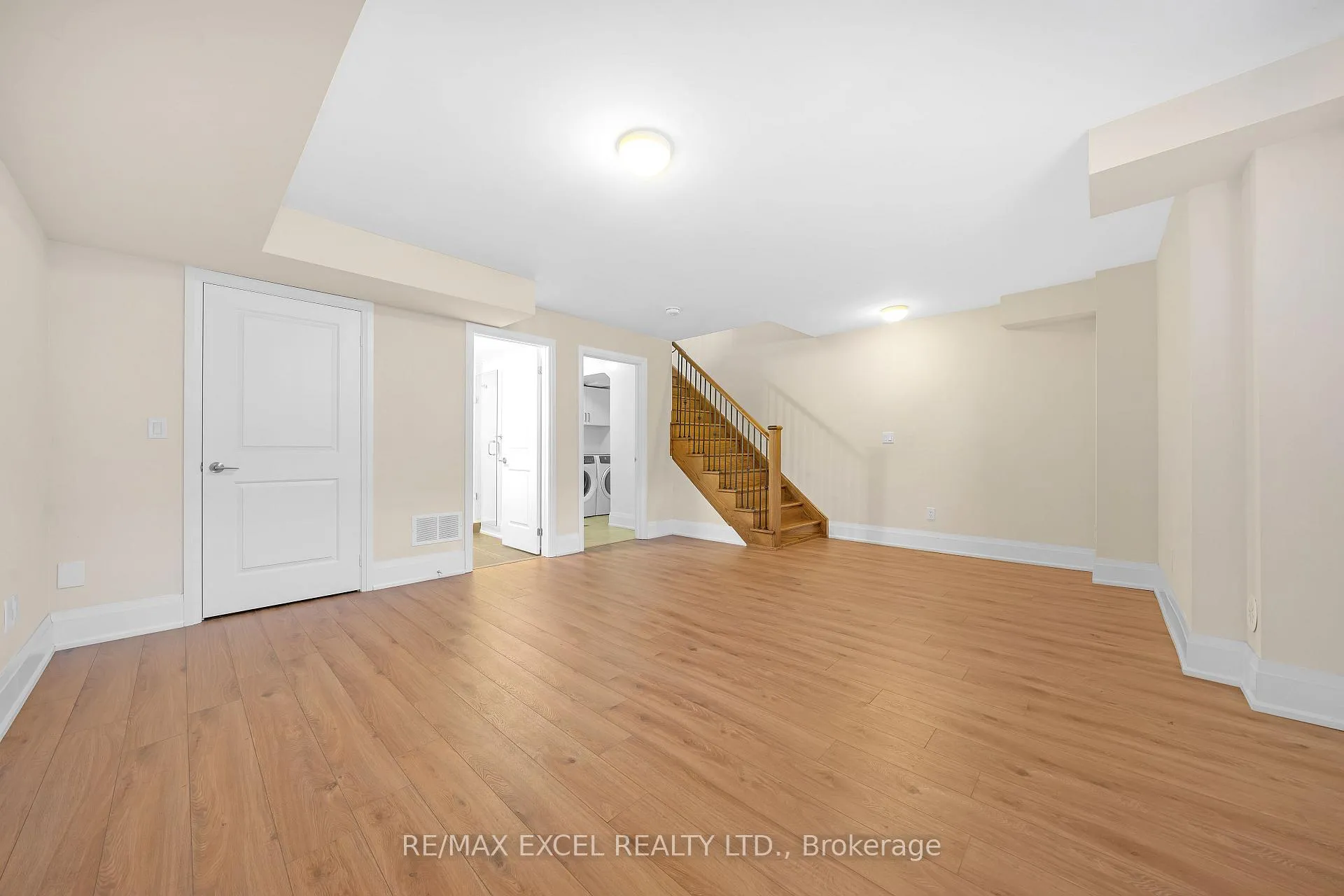 Photo 33 of 19 Sir Frederick Banting Way, Markham, Unionville — HOMEH