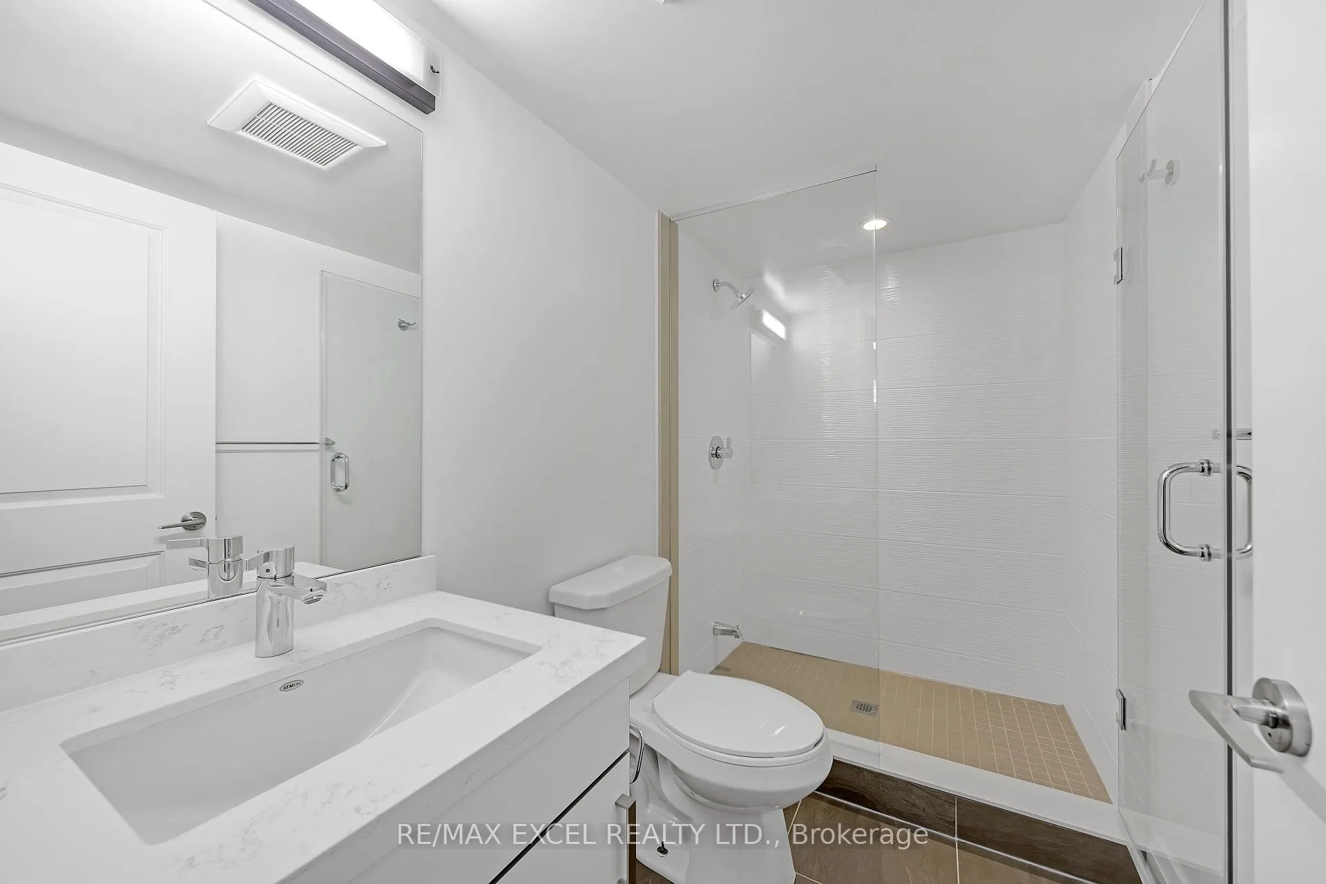 Photo 38 of 19 Sir Frederick Banting Way, Markham, Unionville — HOMEH