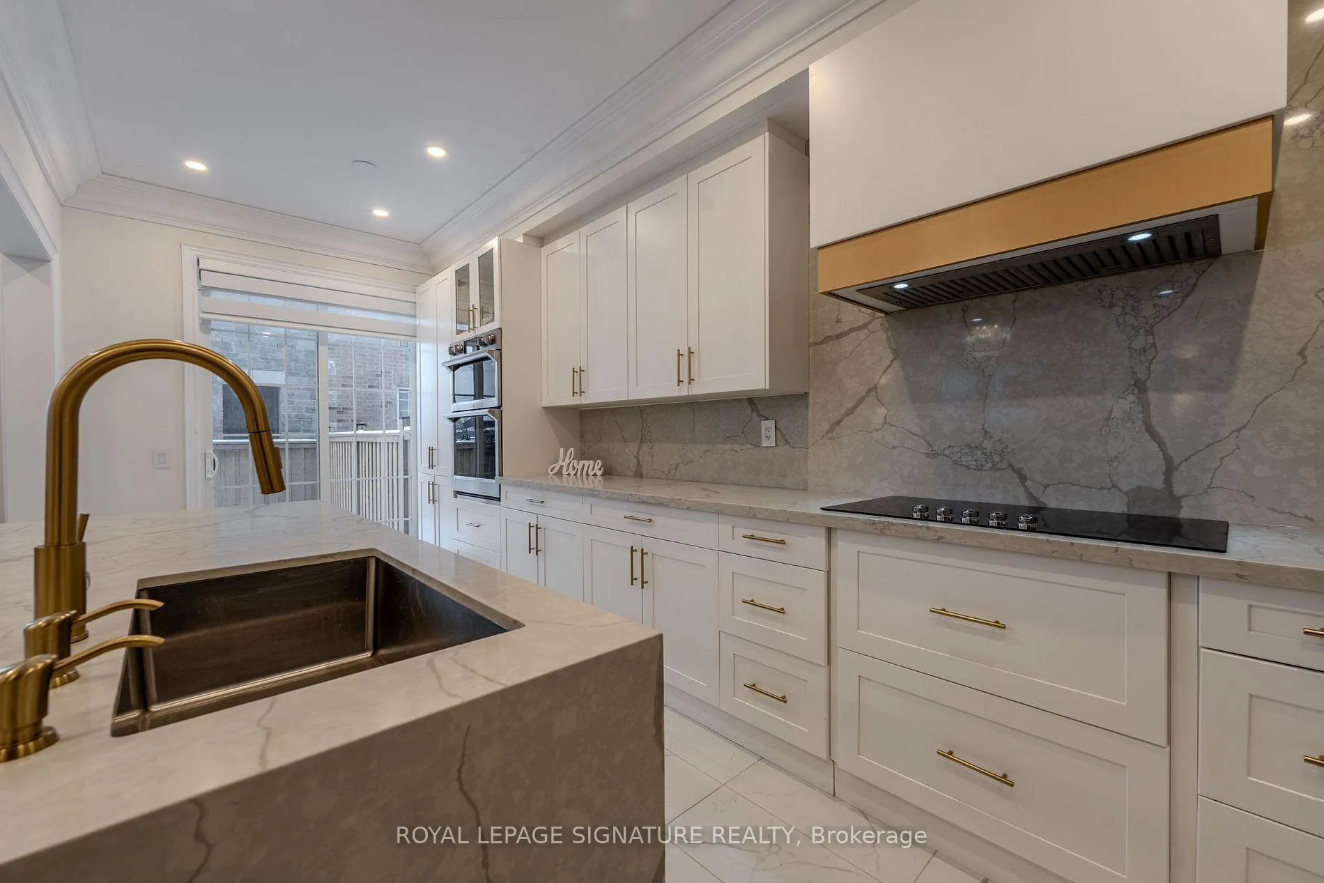 Photo 14 of 5 Drizzel Crescent, Richmond Hill, Oak Ridges — HOMEH