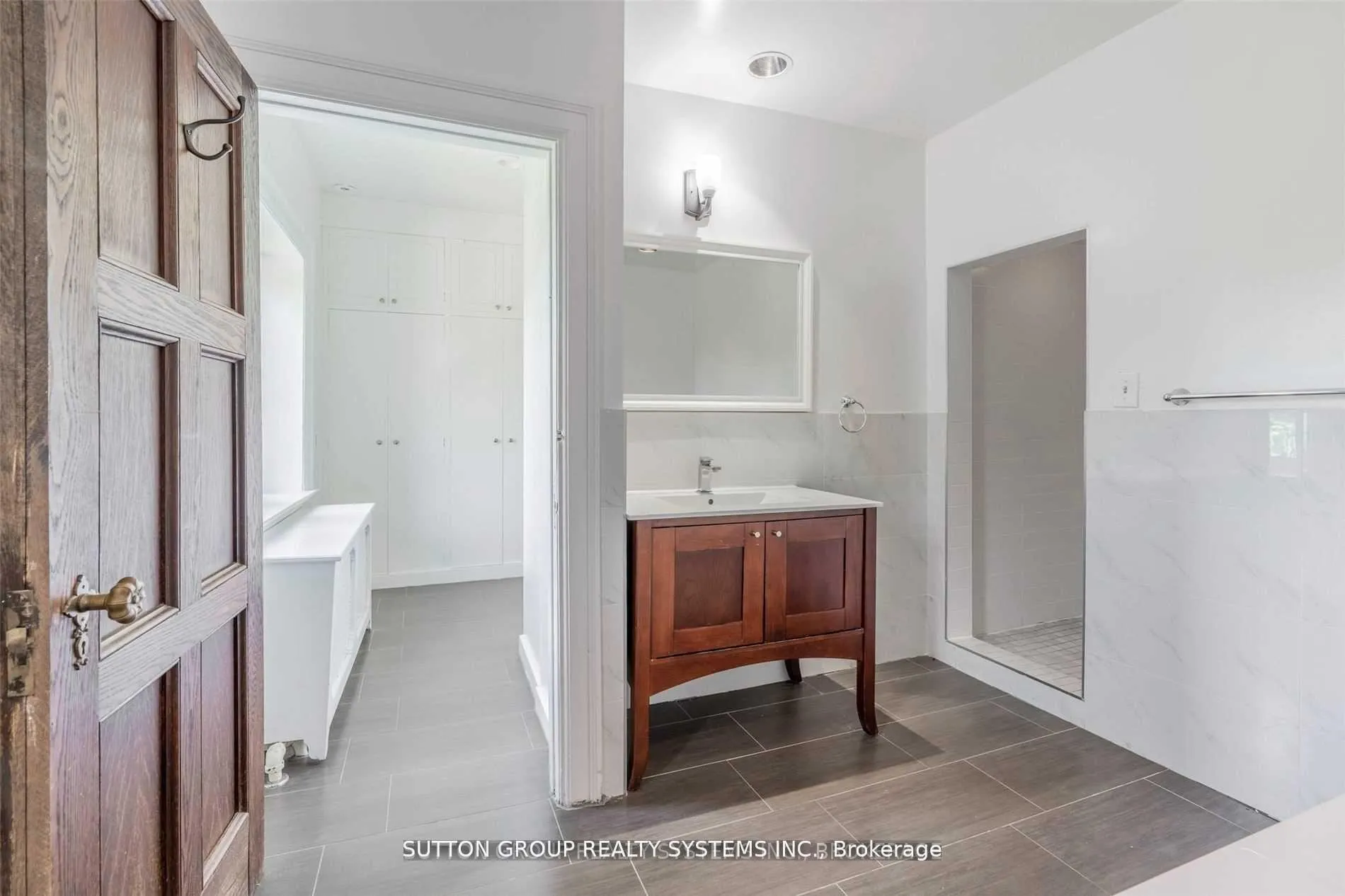 Photo 21 of 13284 Bathurst Street, King, King City — HOMEH
