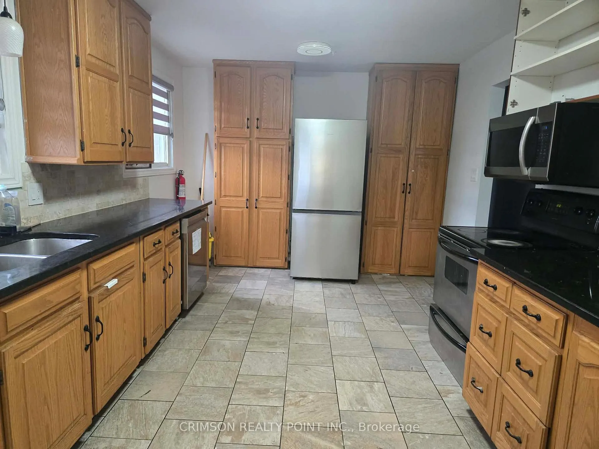Photo 3 of 6497 Charnwood Avenue, Niagara Falls, West Wood — HOMEH