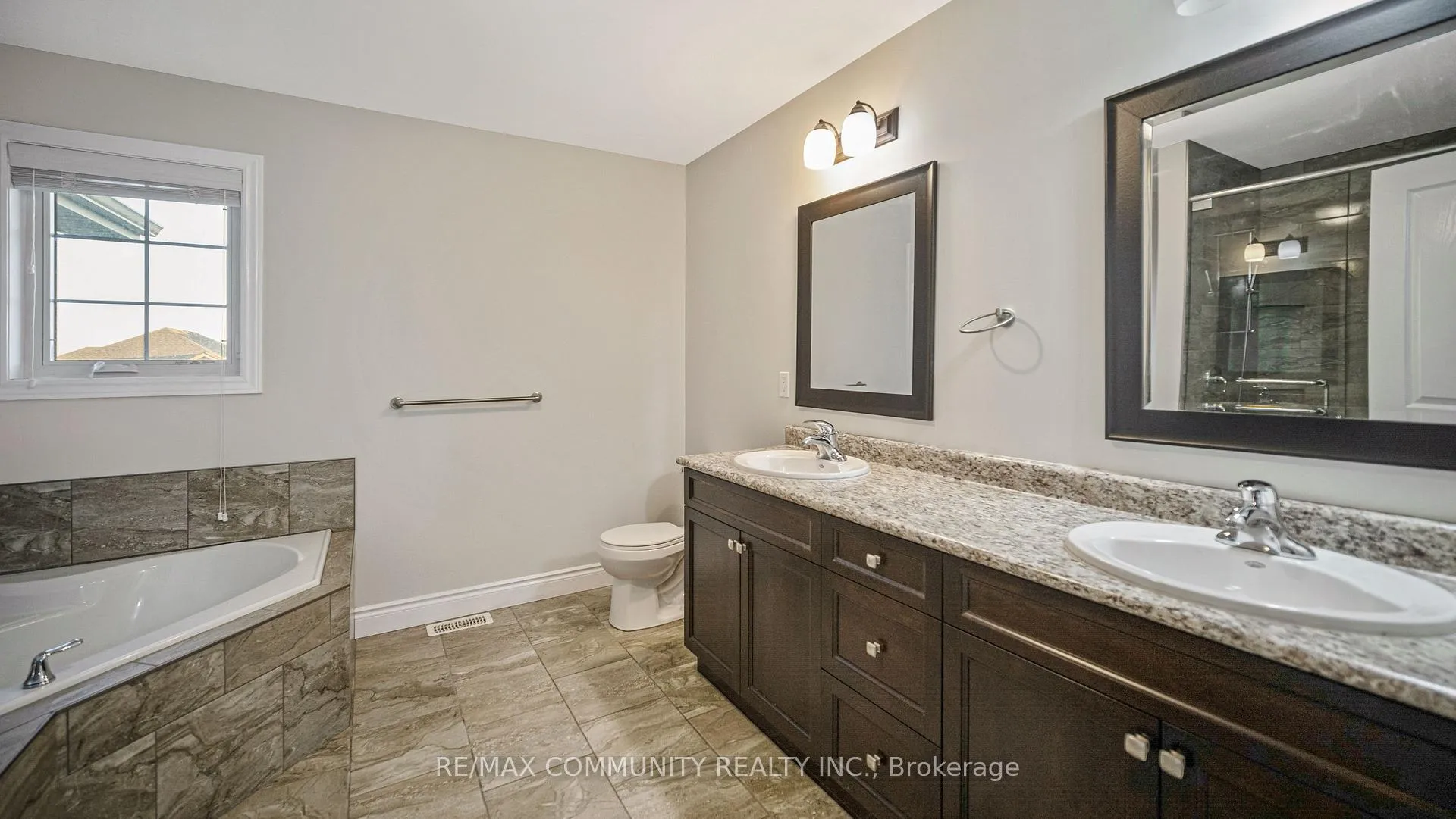 Photo 18 of 12 Laurel Street, Belleville, Belleville Ward — HOMEH