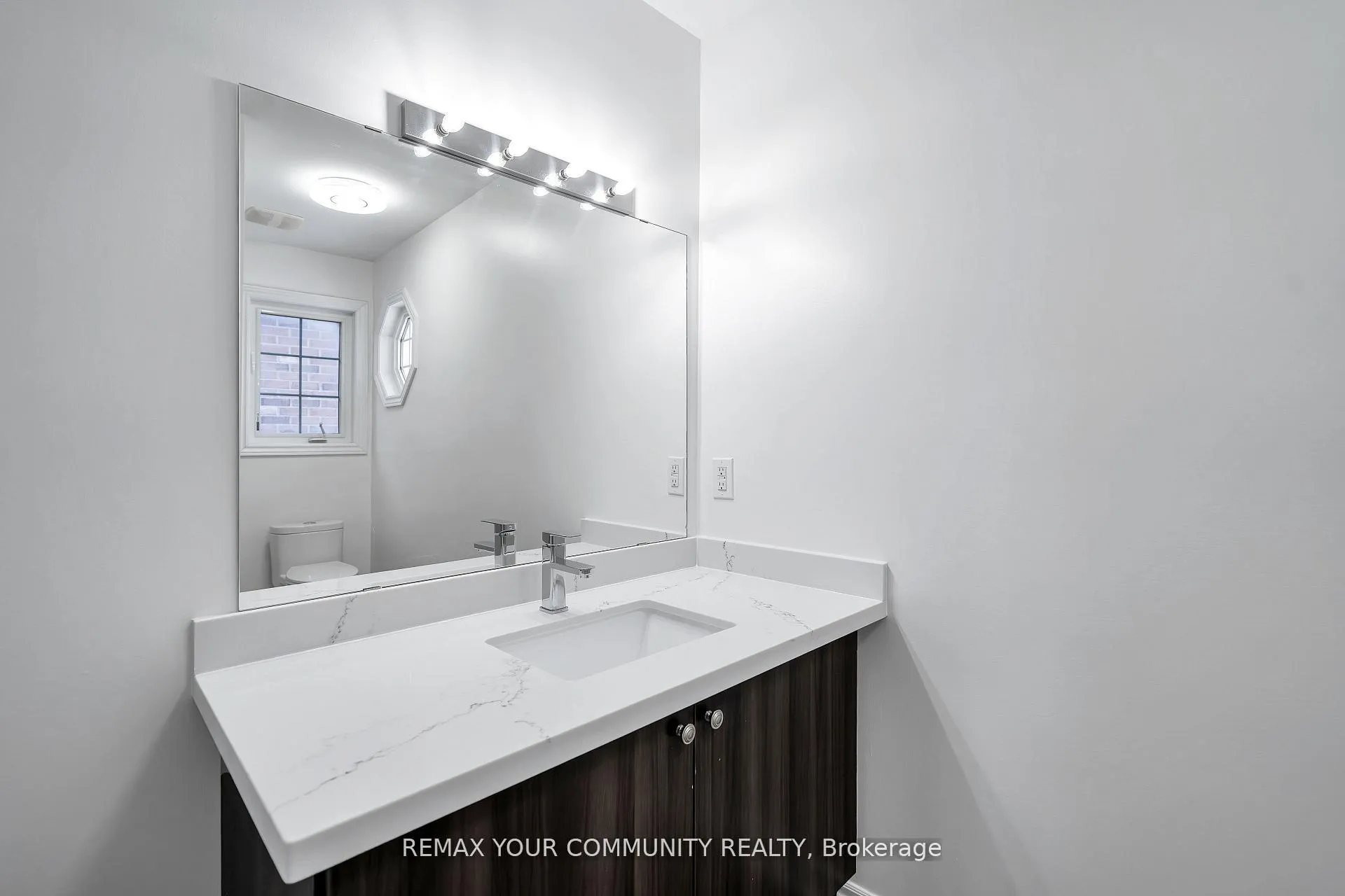 Photo 34 of 17 Adanac Drive, Whitby, Blue Grass Meadows — HOMEH