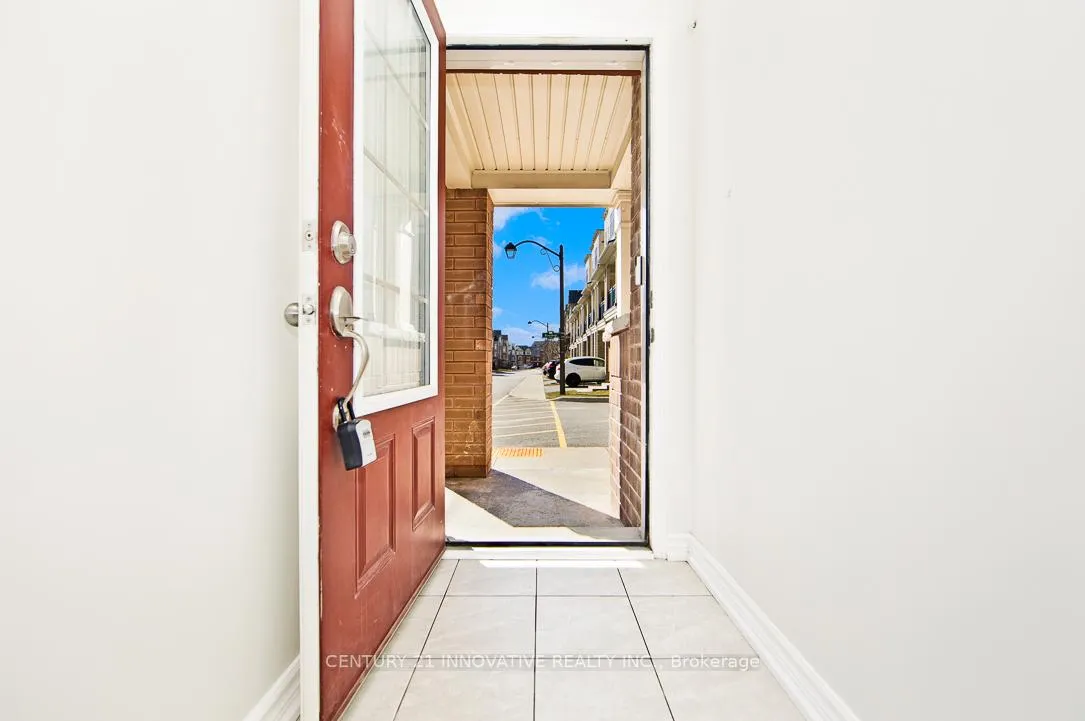 Photo 2 of 2480 rosedrop Path, Oshawa, Windfields — HOMEH