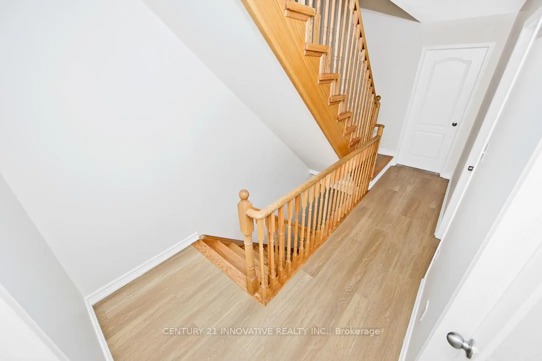 Photo 10 of 2480 rosedrop Path, Oshawa, Windfields — HOMEH