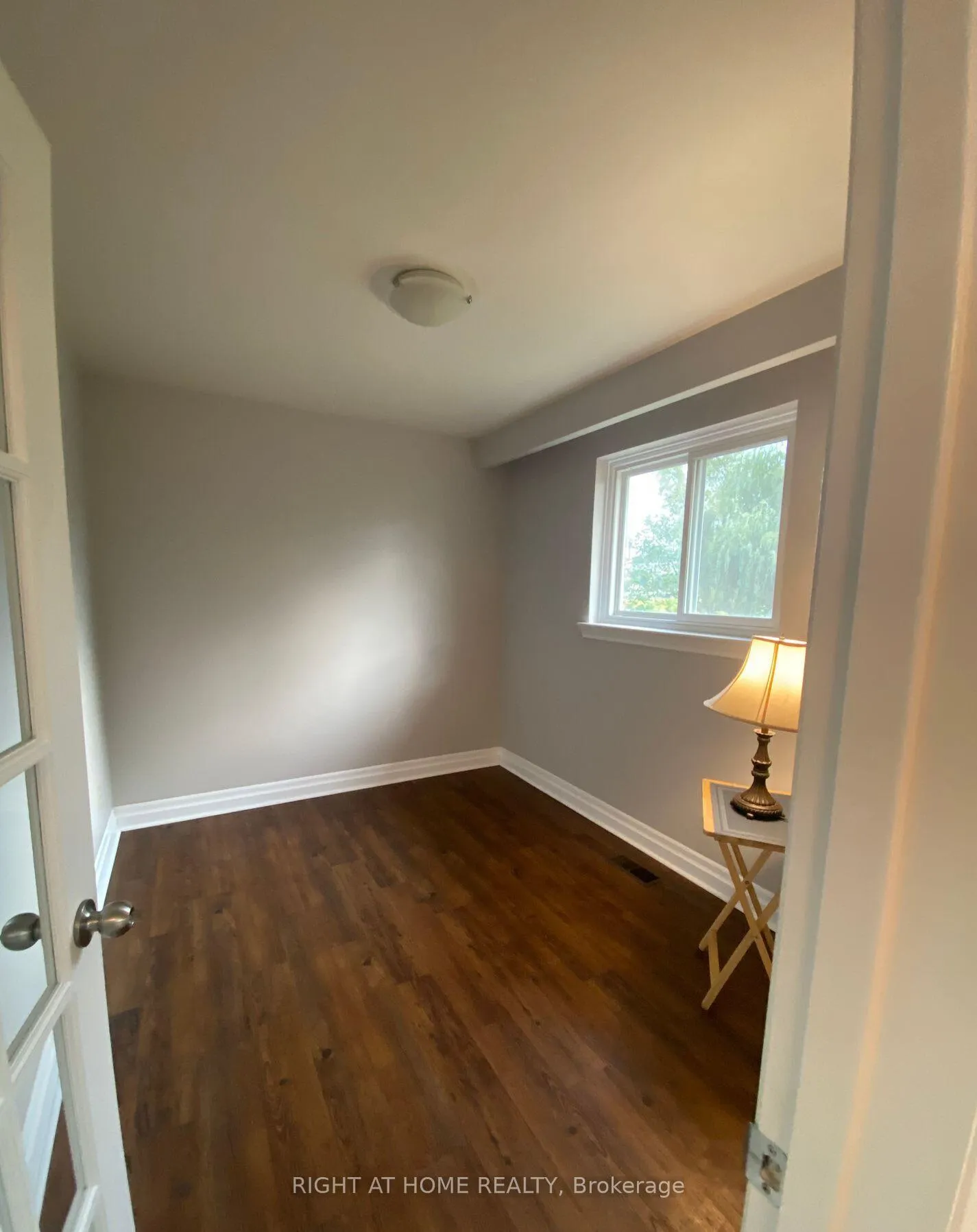 Photo 8 of 38 Main Street N, Uxbridge — HOMEH