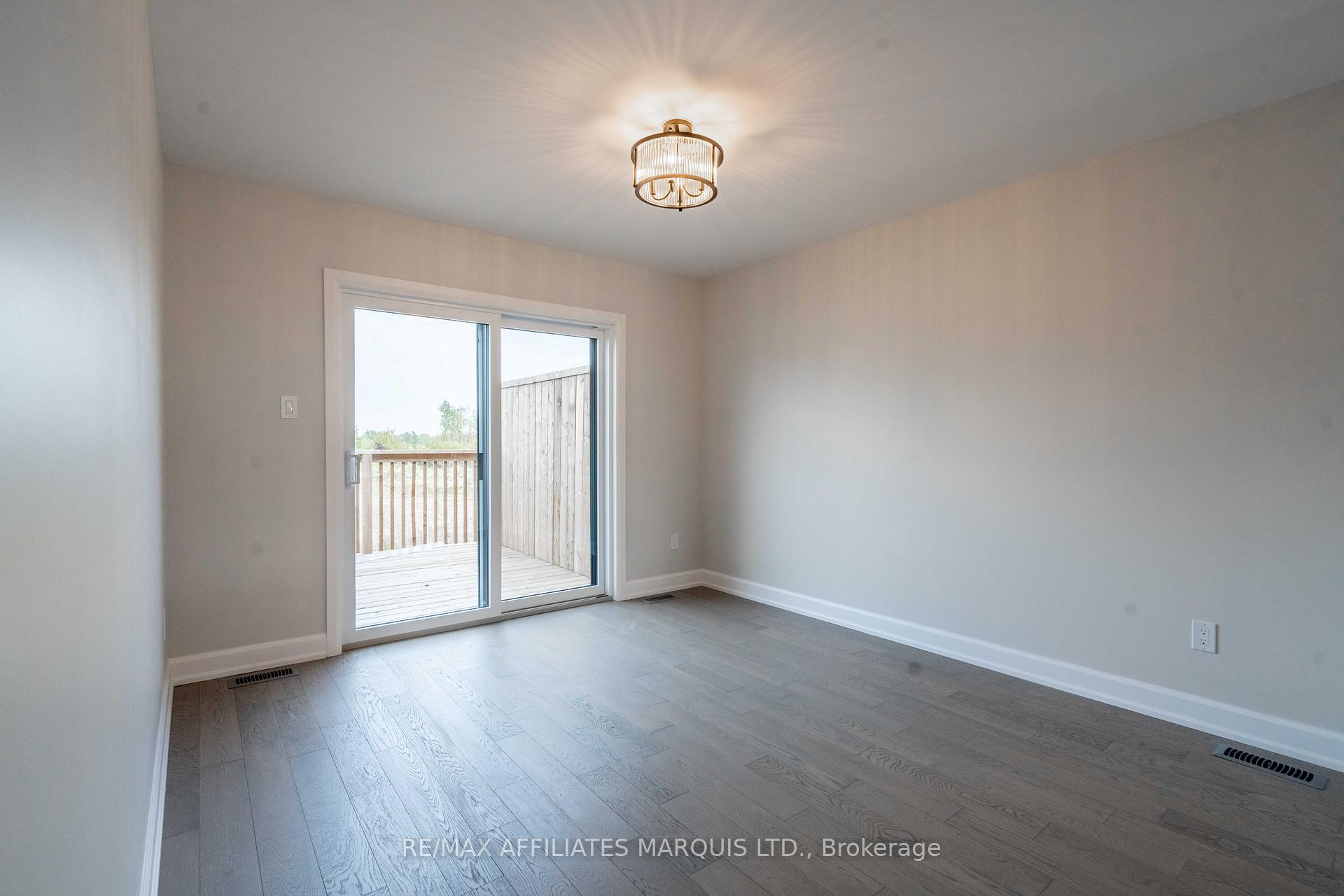 Photo 13 of 114 Woodland Drive, Cornwall — HOMEH