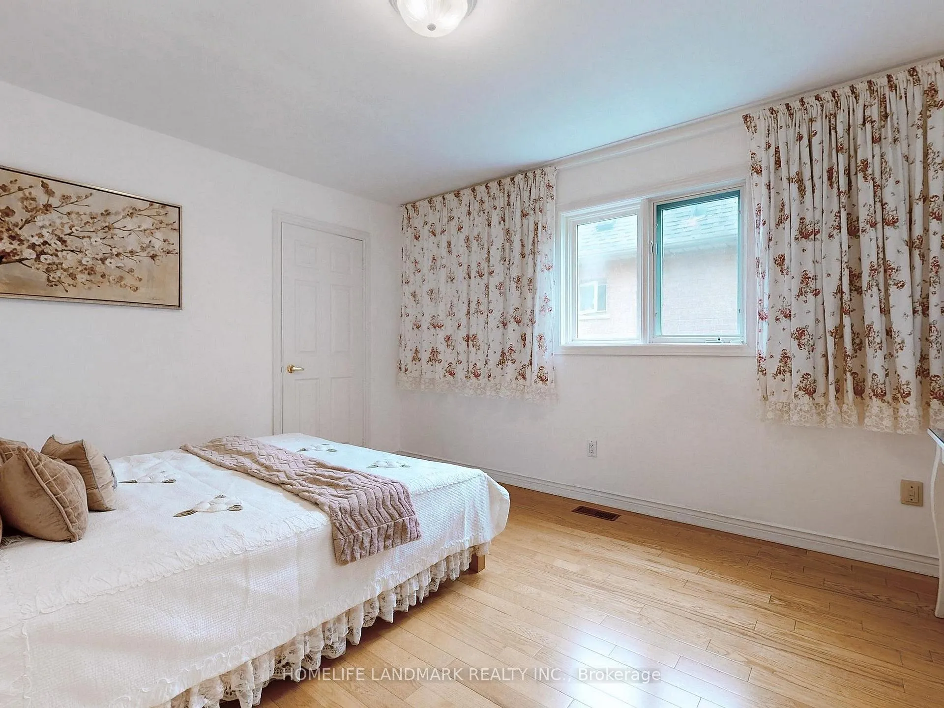 Photo 23 of 64 Bradgate Drive, Markham, Thornlea — HOMEH
