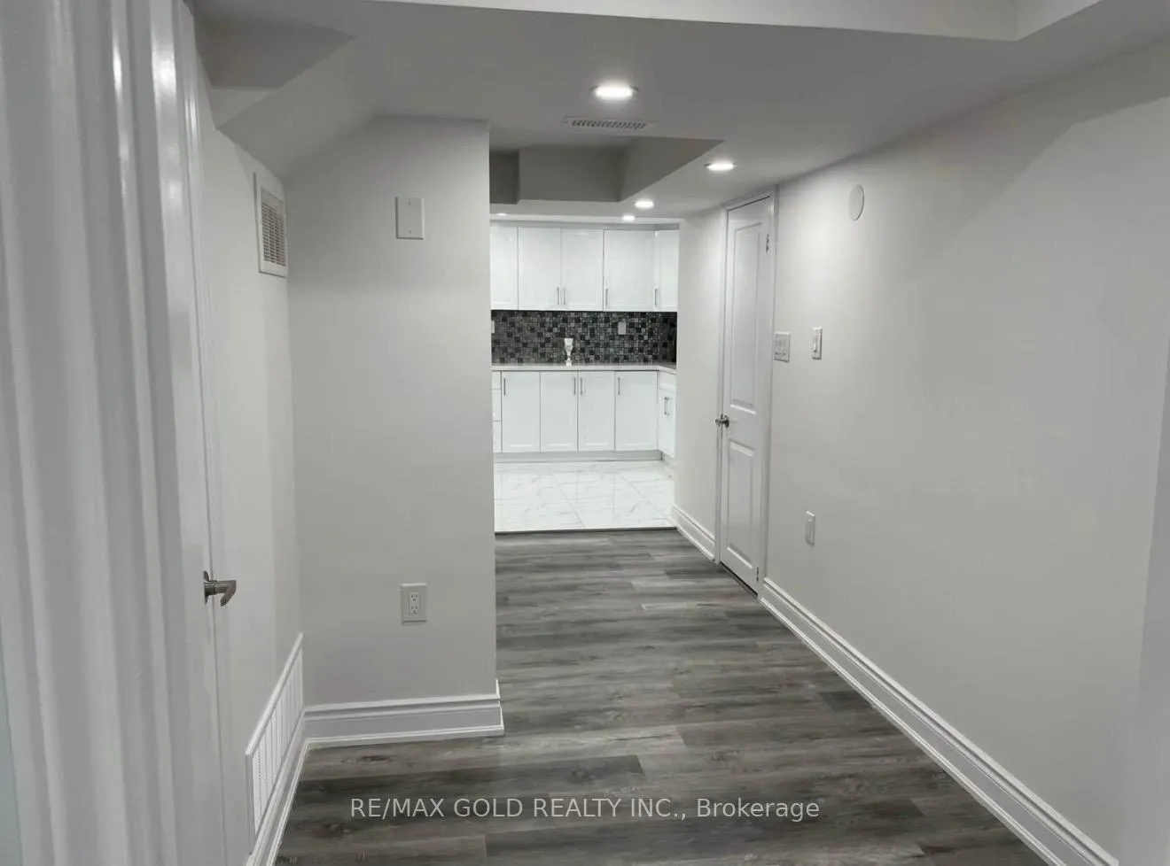 Photo 4 of 1075 Gorham Way, Milton, Clarke — HOMEH