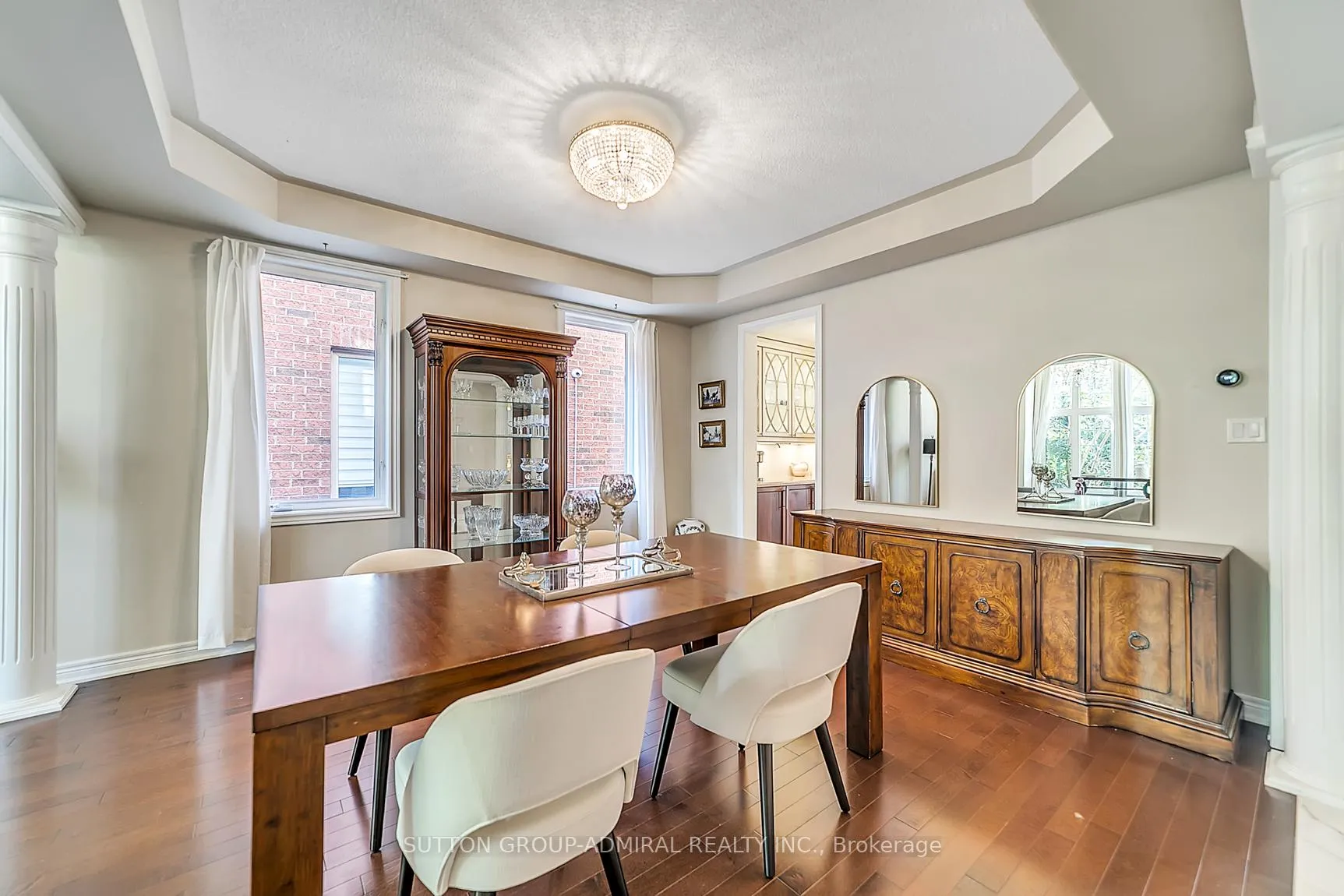 Photo 6 of 472 Cunningham Drive, Vaughan, Maple — HOMEH