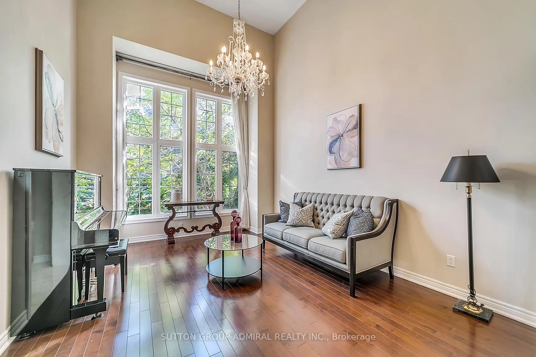 Photo 7 of 472 Cunningham Drive, Vaughan, Maple — HOMEH