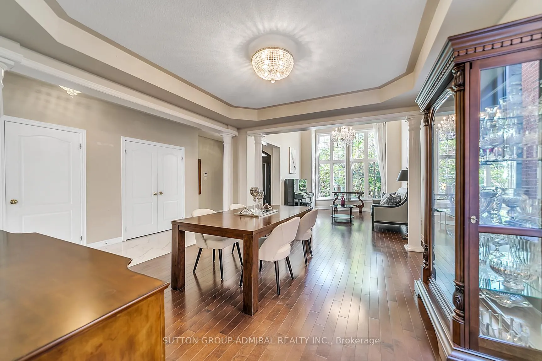 Photo 10 of 472 Cunningham Drive, Vaughan, Maple — HOMEH