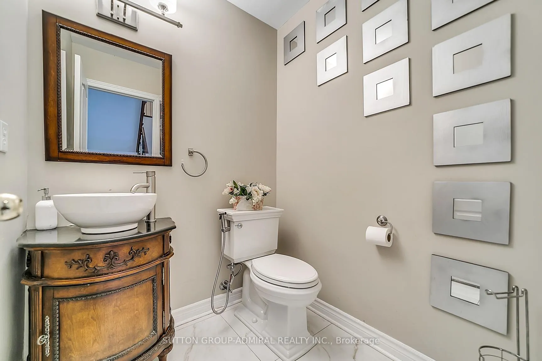 Photo 13 of 472 Cunningham Drive, Vaughan, Maple — HOMEH