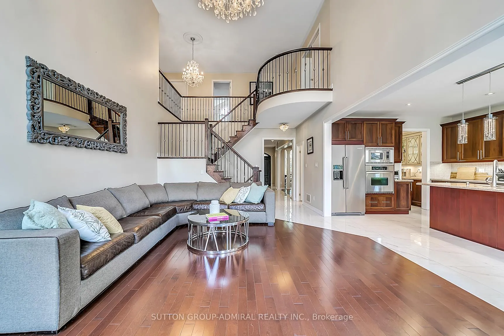 Photo 17 of 472 Cunningham Drive, Vaughan, Maple — HOMEH