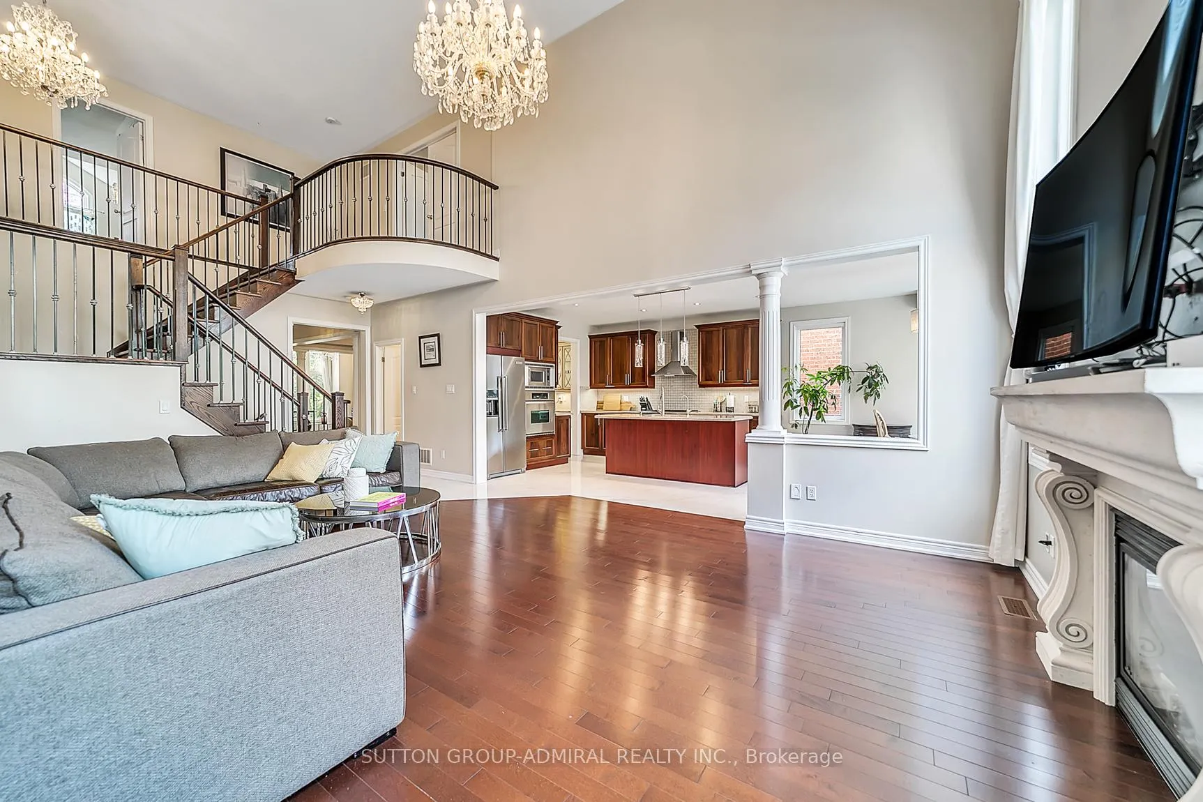 Photo 18 of 472 Cunningham Drive, Vaughan, Maple — HOMEH