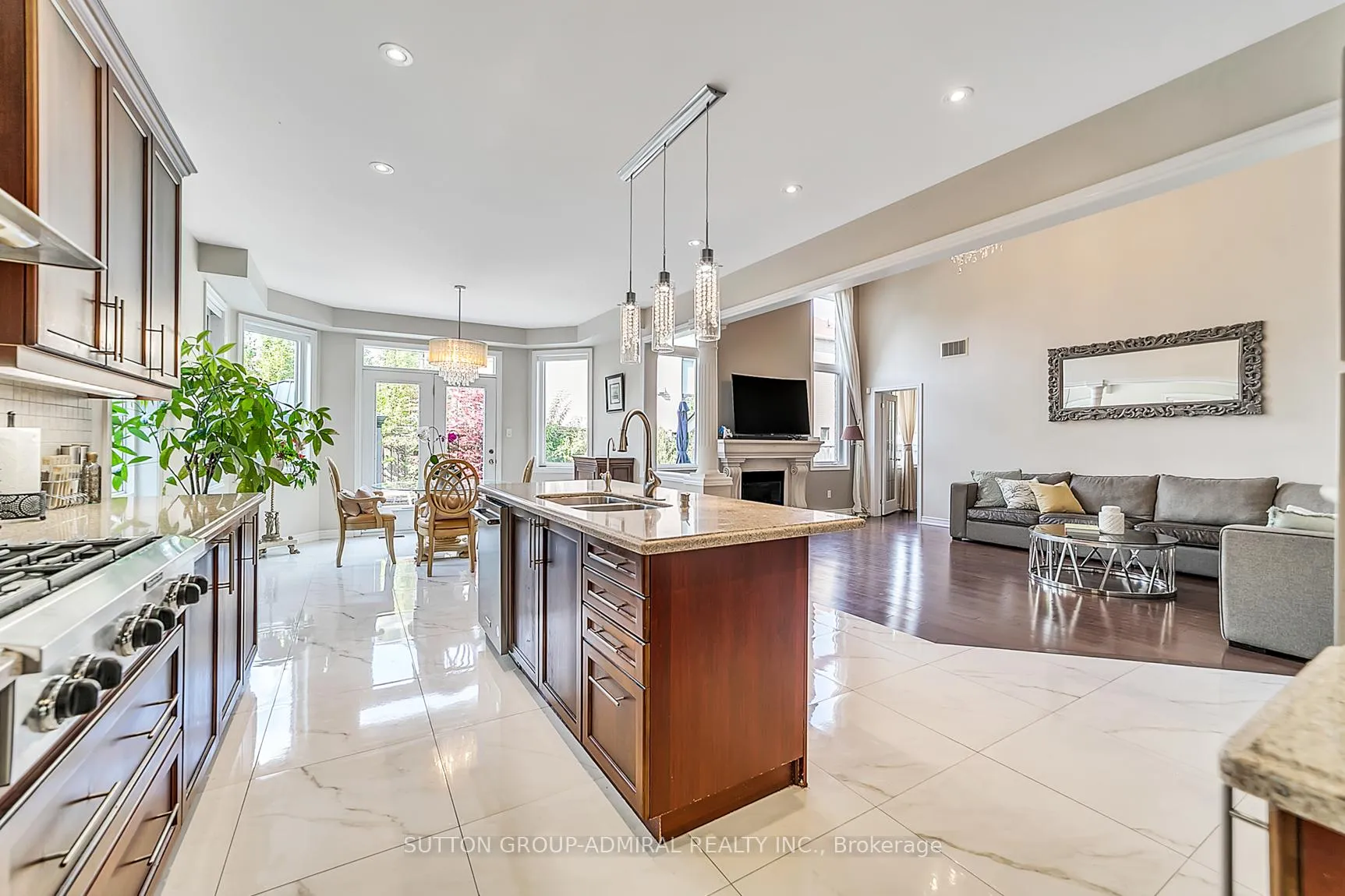 Photo 20 of 472 Cunningham Drive, Vaughan, Maple — HOMEH