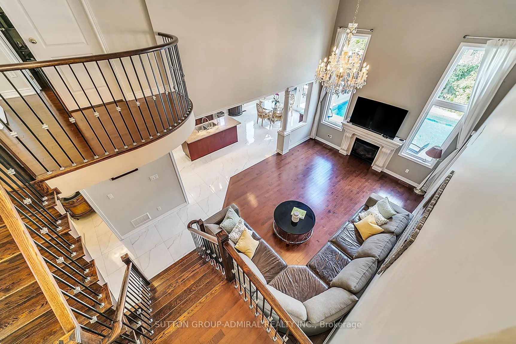 Photo 24 of 472 Cunningham Drive, Vaughan, Maple — HOMEH