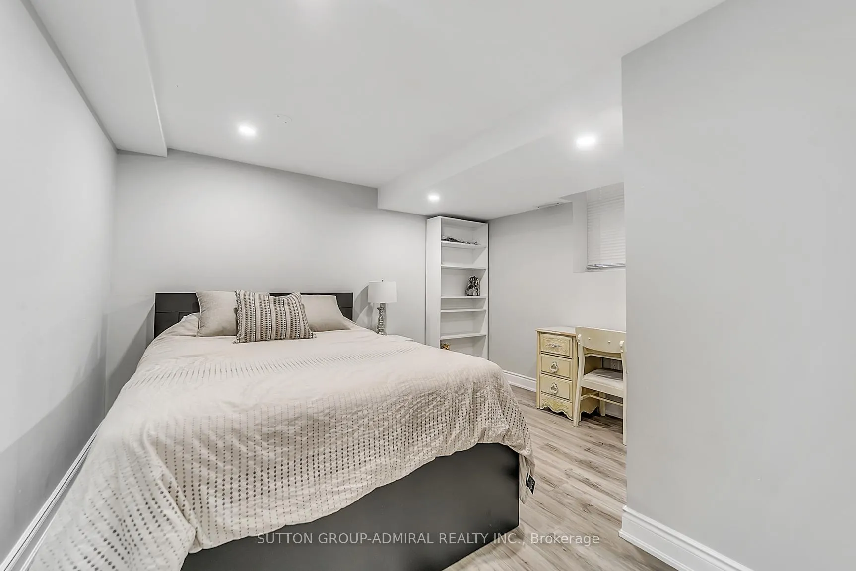 Photo 34 of 472 Cunningham Drive, Vaughan, Maple — HOMEH